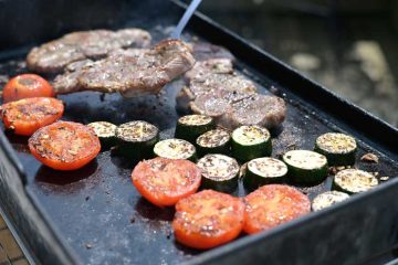 Hoe maak je een plancha grill schoon?