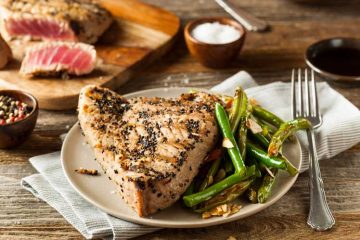 Tonijnsteak met sesamzaadjes van de plancha